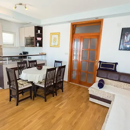 Apartamento Panorama Tarik *